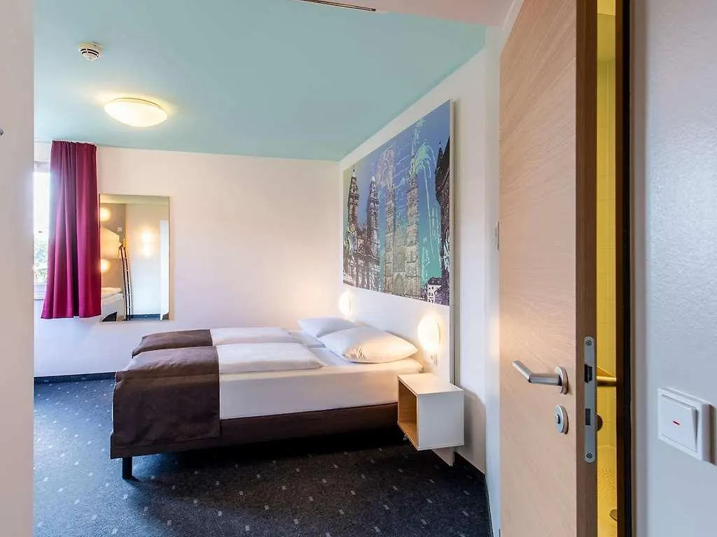 B&B Hotel Nuernberg-City 3*, Нюрнберг